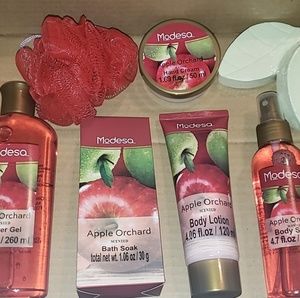 Modesa Apple Orchard Scented set
